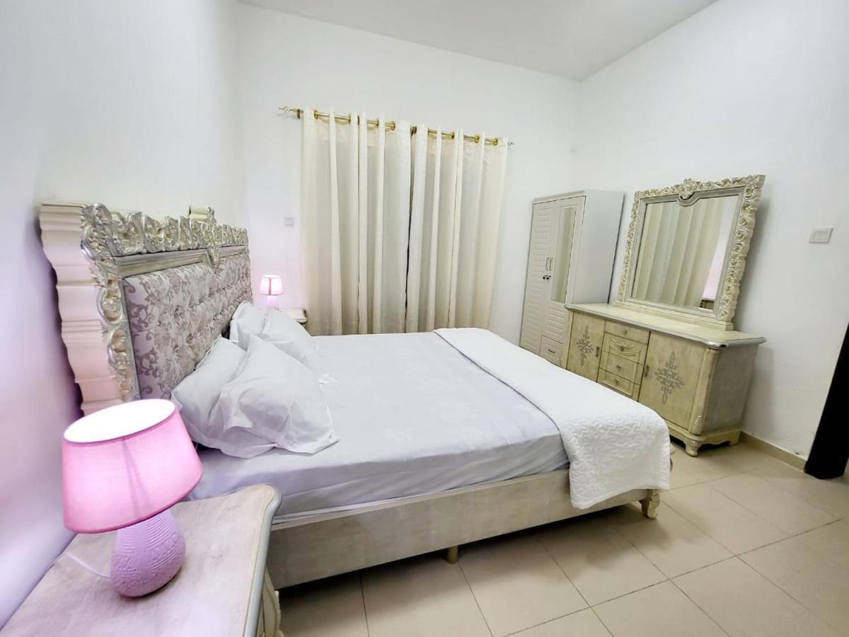Cheap Holiday Home عجمان المظهر الخارجي الصورة